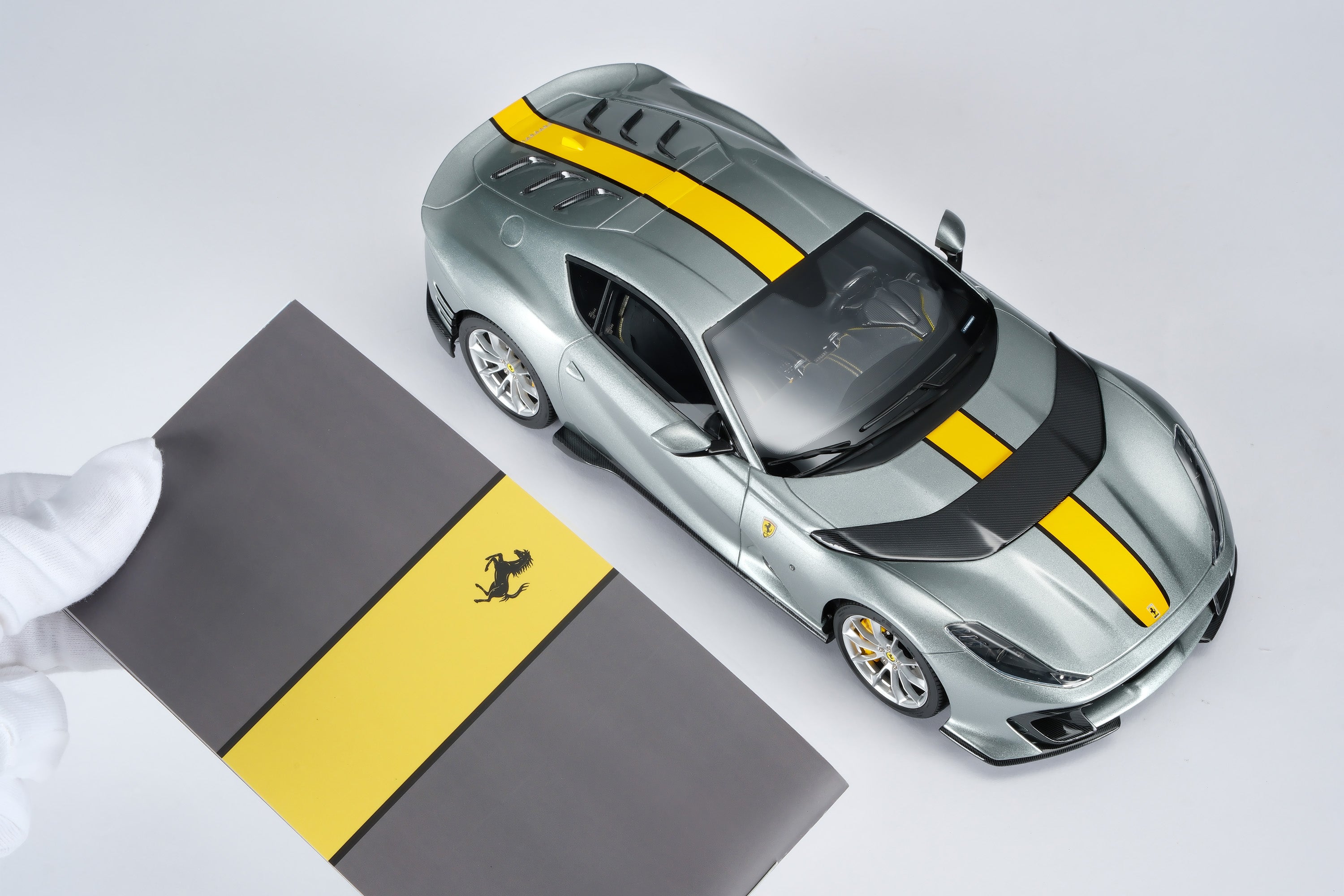 Ferrari 812 Competizione