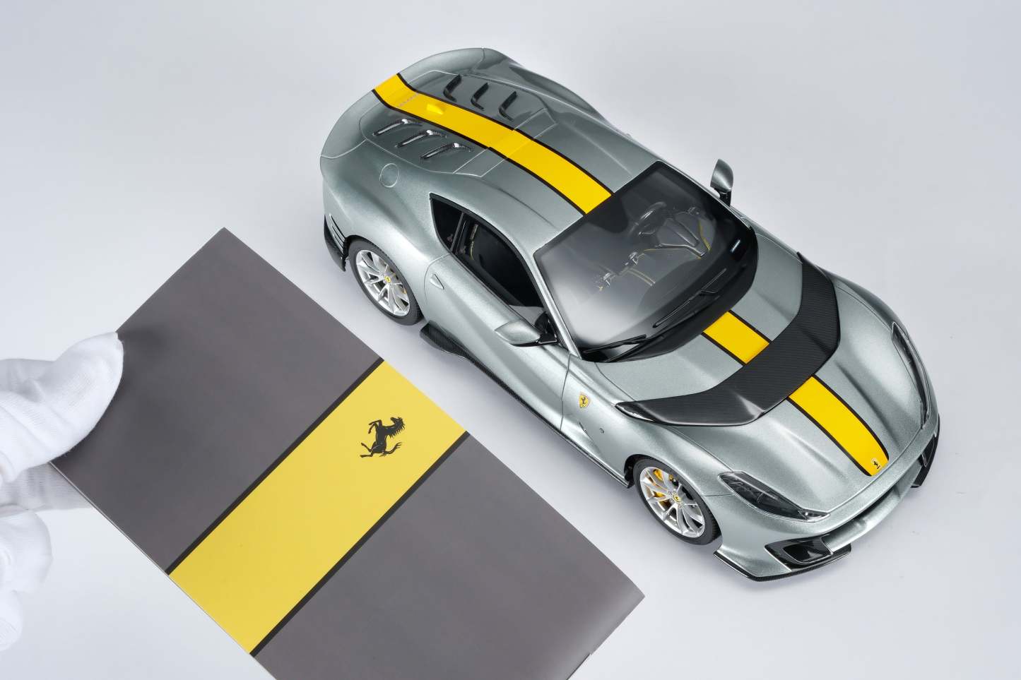 Ferrari 812 Competizione