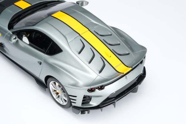 Ferrari 812 Competizione