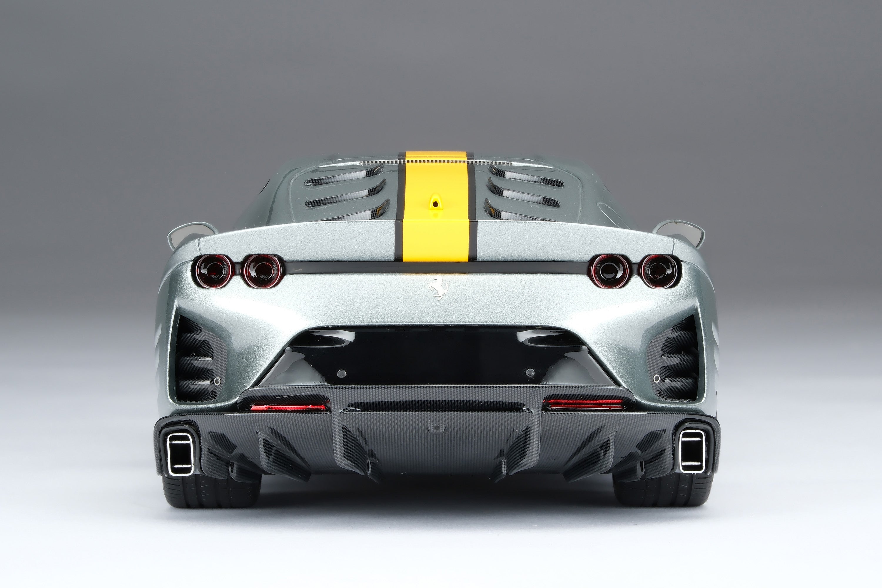 Ferrari 812 Competizione