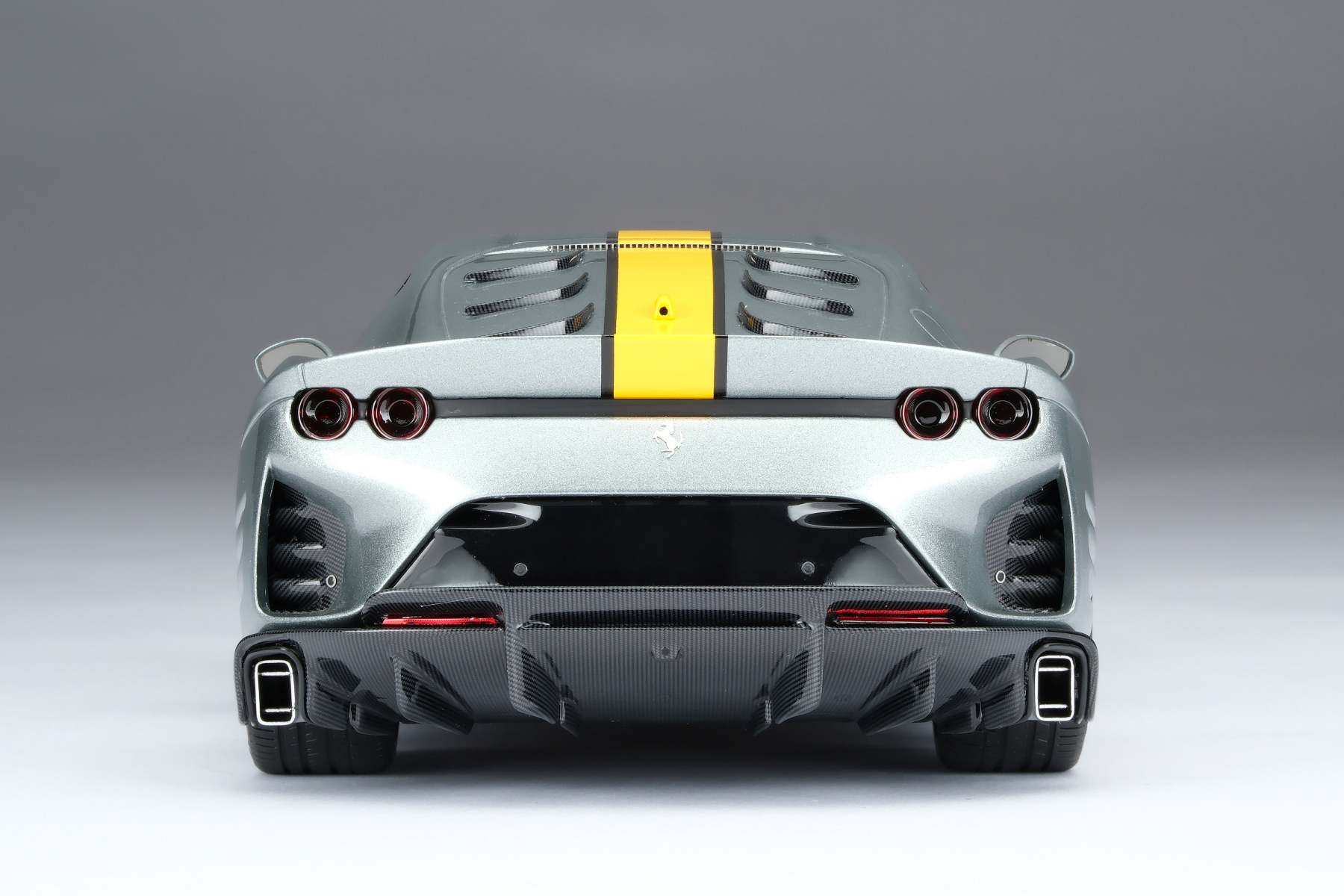 Ferrari 812 Competizione