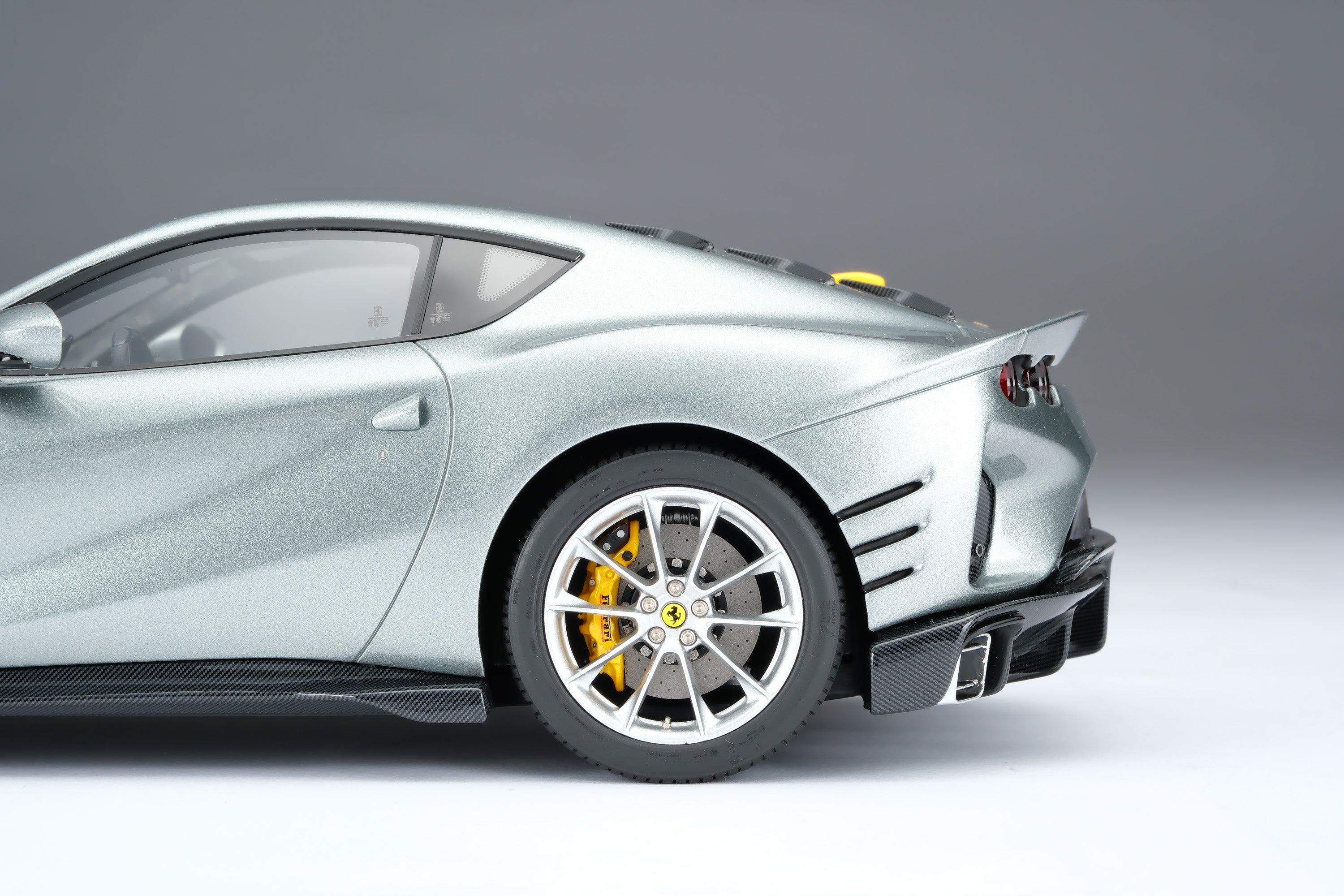 Ferrari 812 Competizione