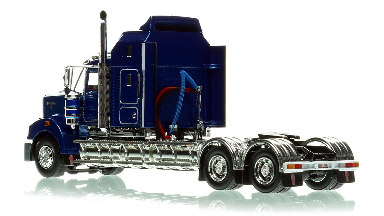 Kenworth T900 Tandem Axle Tractor
