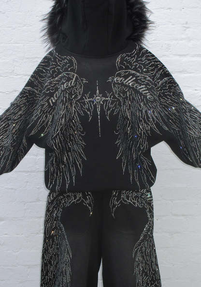 𝗙𝗮𝗹𝗹𝗲𝗻 𝗙𝗮𝘂𝘅 𝗙𝘂𝗿 𝗥𝗵𝗶𝗻𝗲𝘀𝘁𝗼𝗻𝗲 𝗭𝗶𝗽 𝗛𝗼𝗼𝗱𝗶𝗲