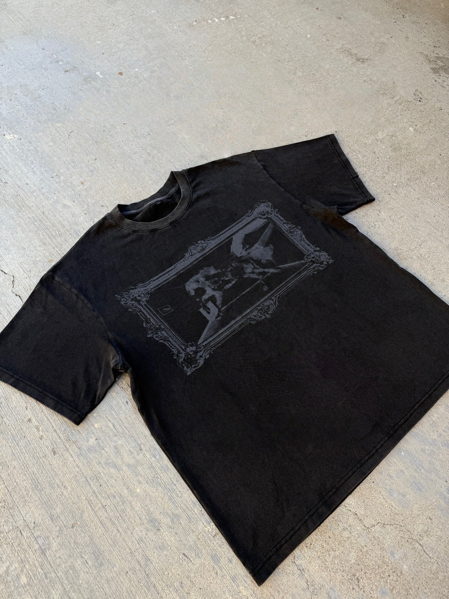 HORSE PAINTING TEE | CHAINSAW MAN-Uraldept Trendy Clothing Store