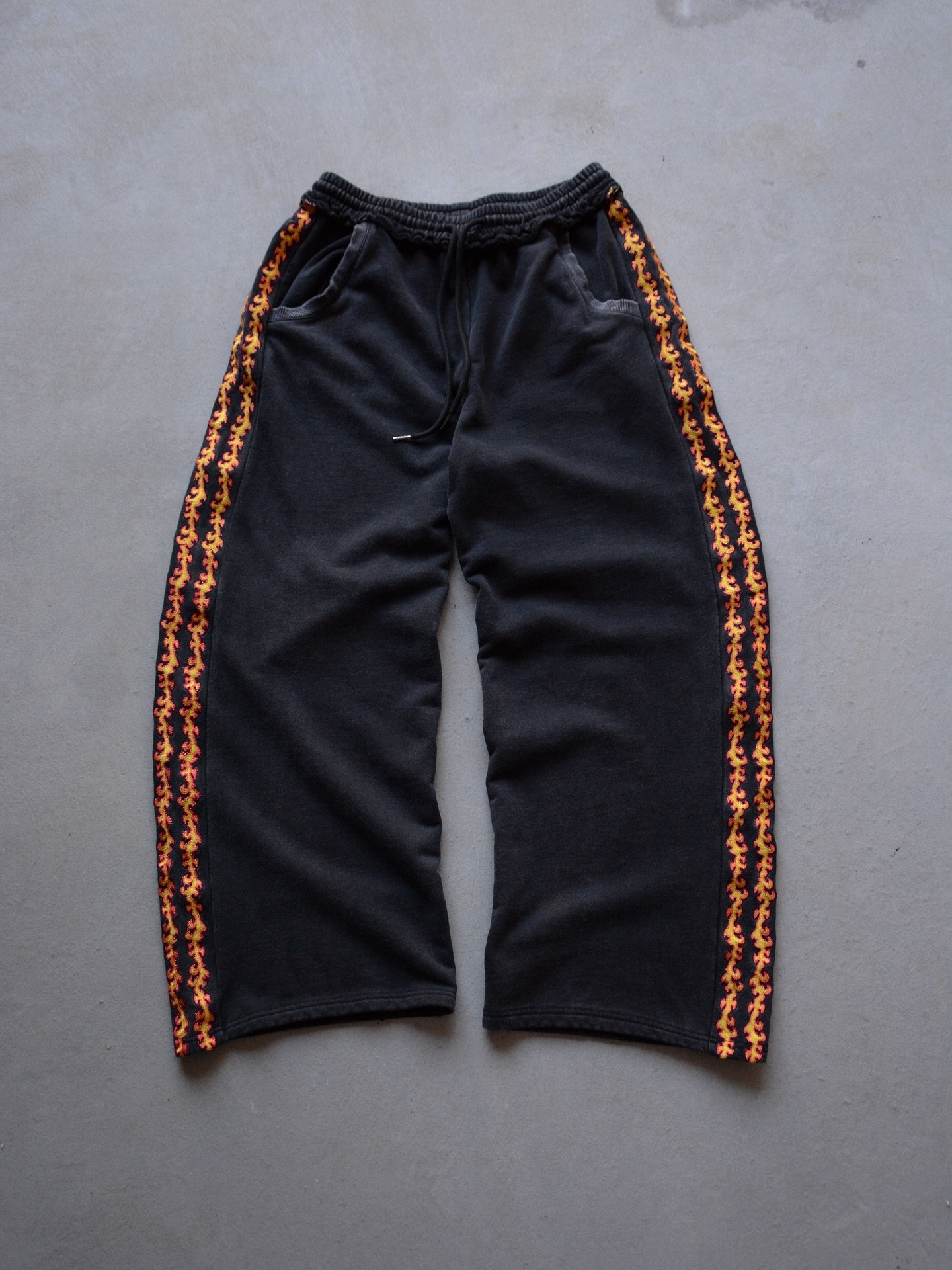 SUN BREATHING GLOWING EMBROIDERY SWEAT SET | DEMON SLAYER-LL Trendy Clothing Store