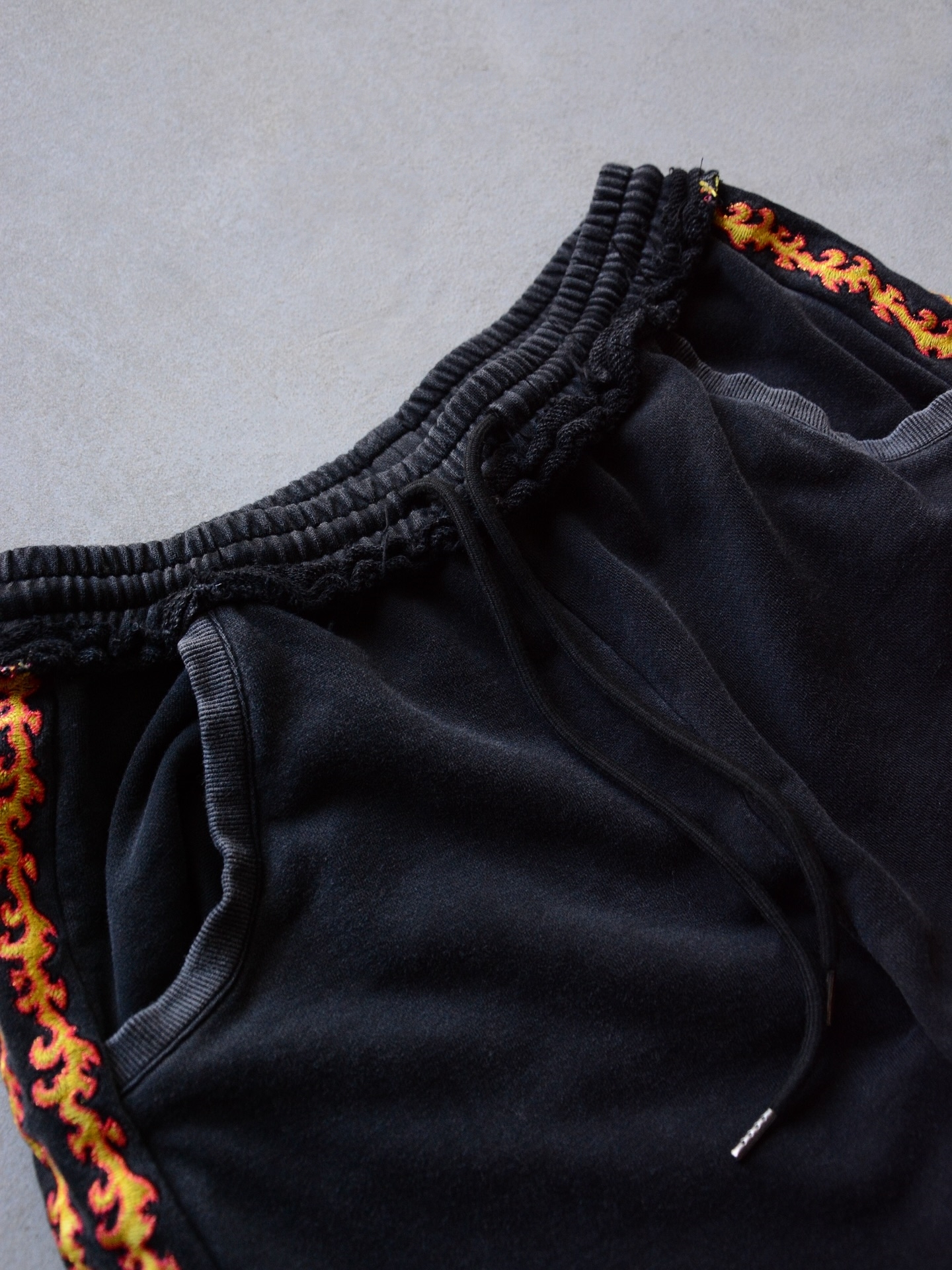 SUN BREATHING GLOWING EMBROIDERY SWEAT SET | DEMON SLAYER-LL Trendy Clothing Store