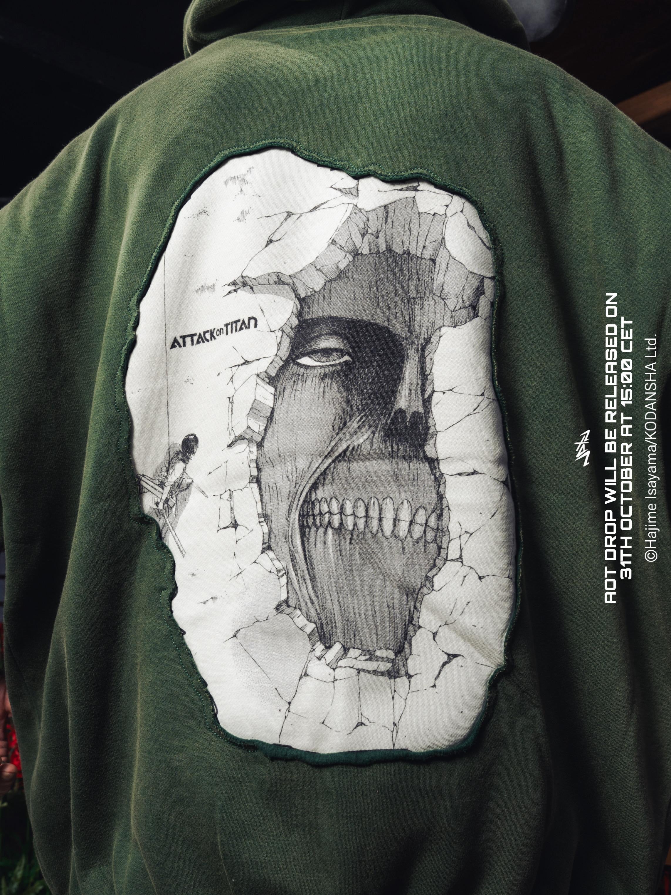 PRE-ORDER: AOT HOODIE GREEN