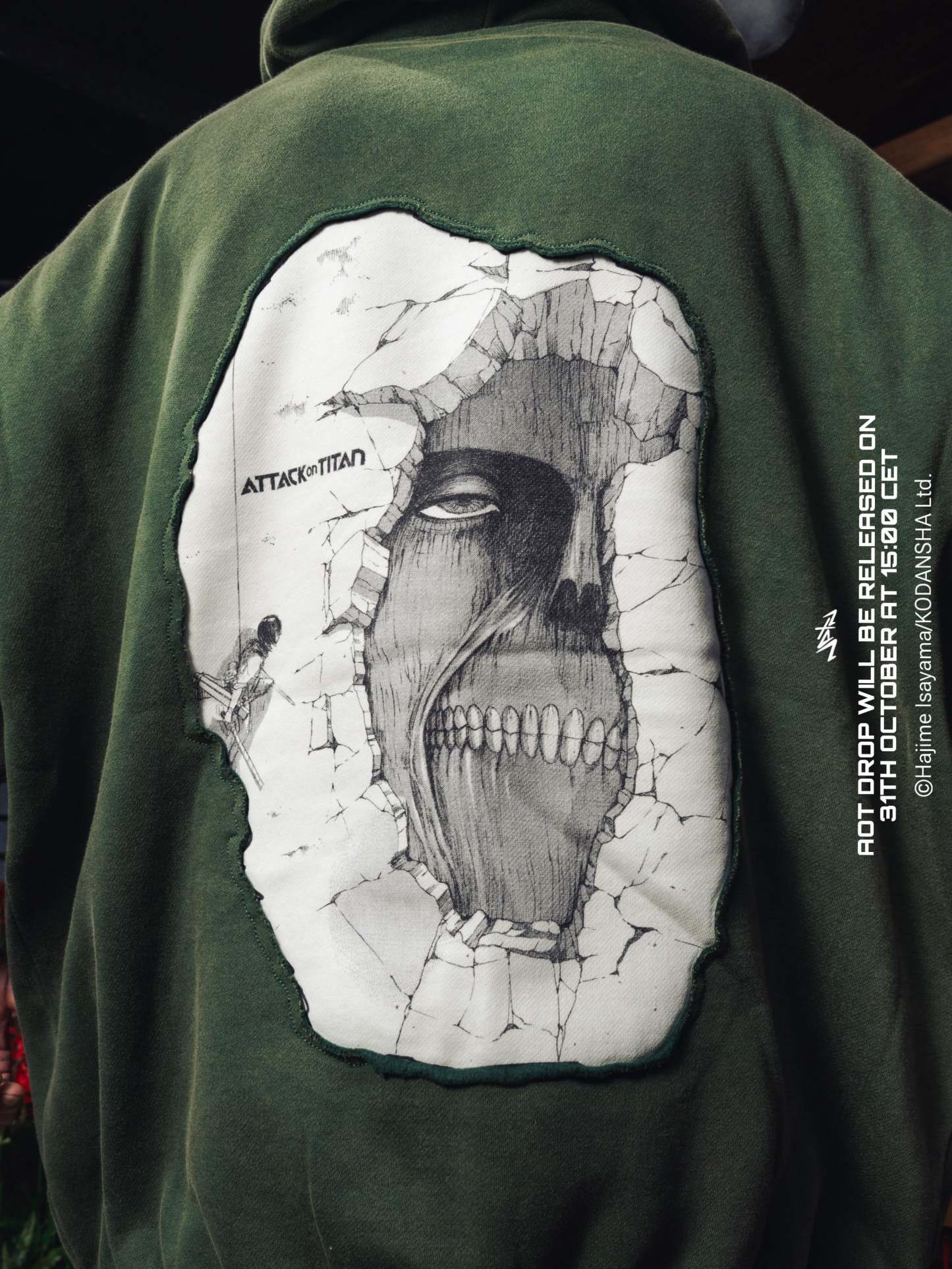 PRE-ORDER: AOT HOODIE GREEN
