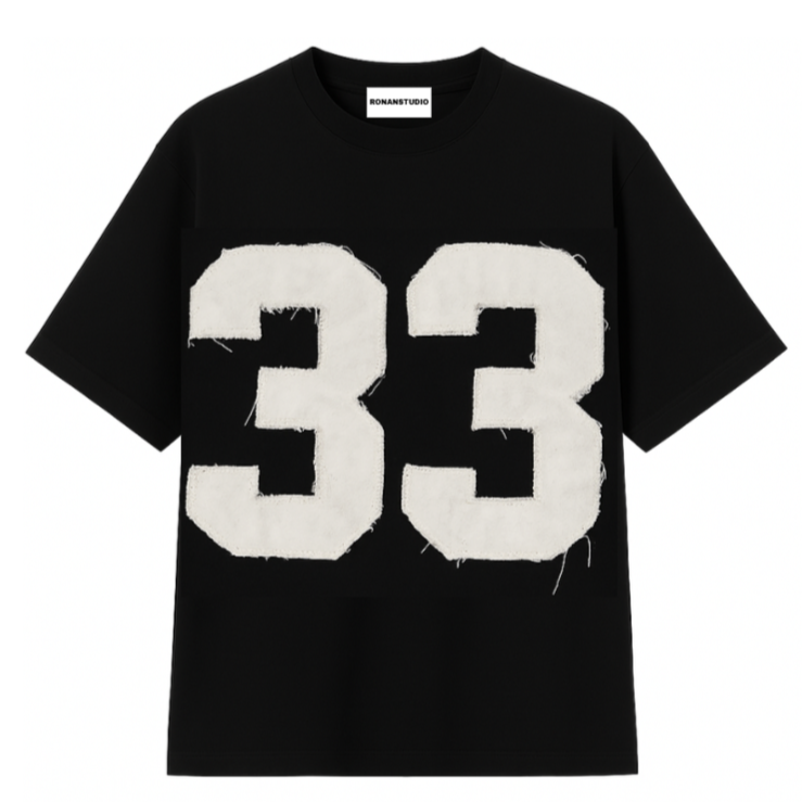 PRE-ORDER 33 OVERSIZED T-SHIRT BLACK