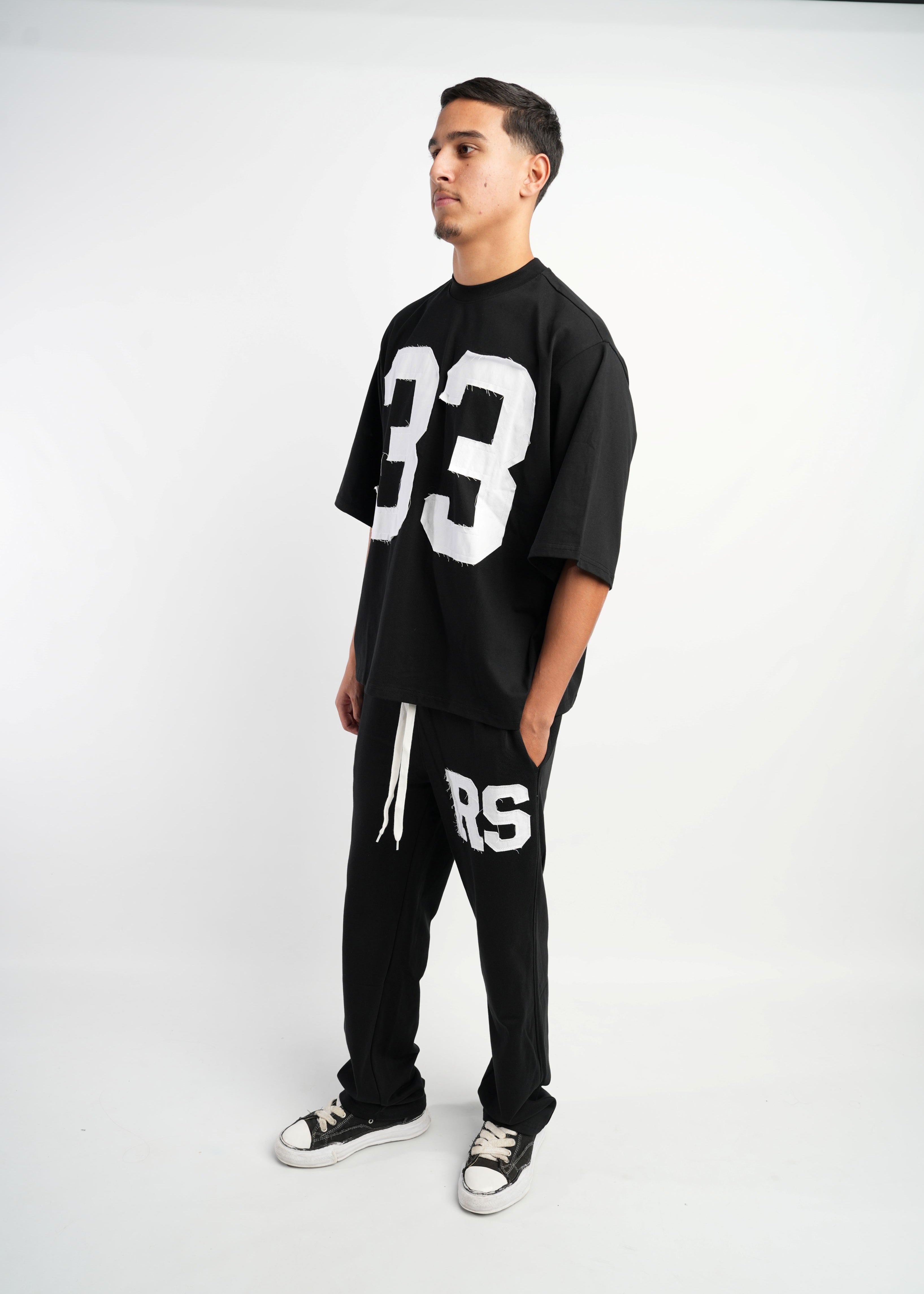 PRE-ORDER 33 OVERSIZED T-SHIRT BLACK