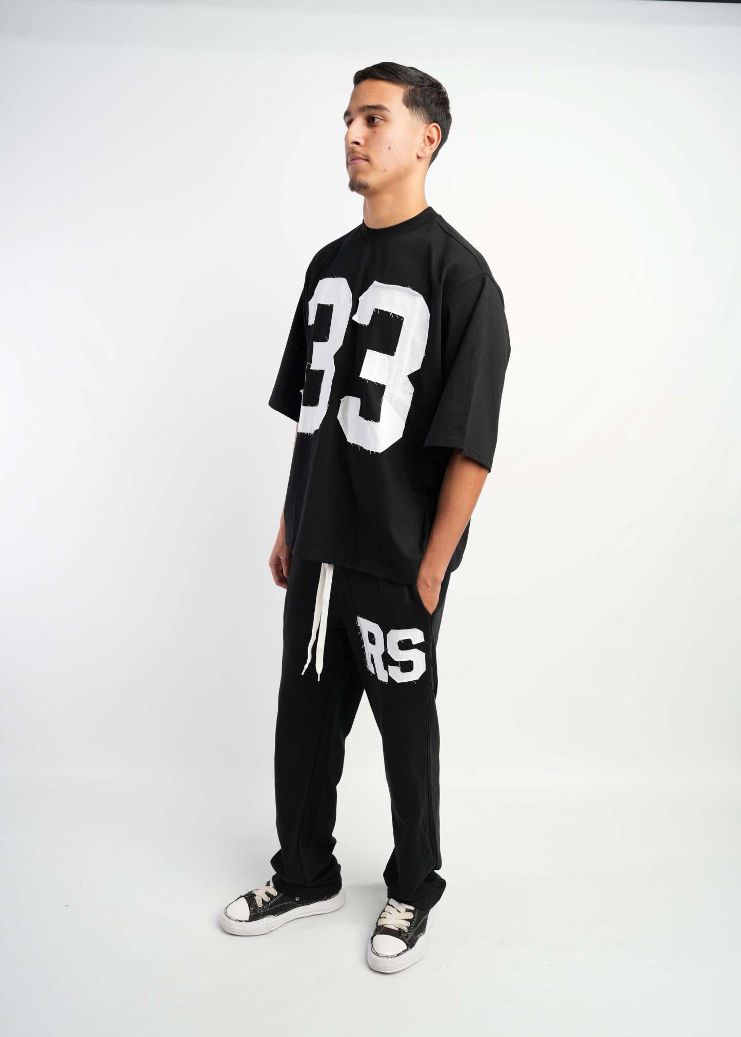 PRE-ORDER 33 OVERSIZED T-SHIRT BLACK