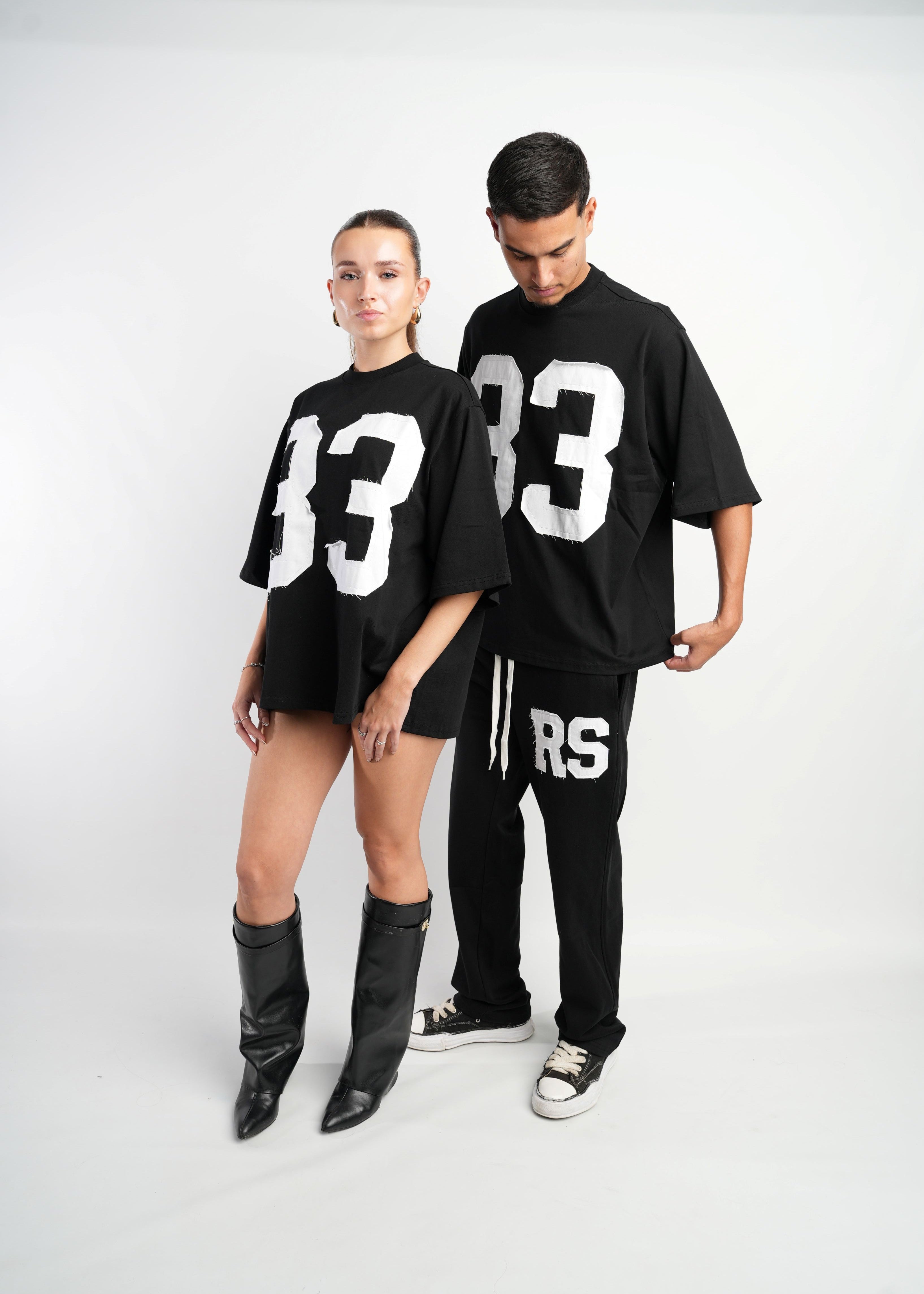PRE-ORDER 33 OVERSIZED T-SHIRT BLACK