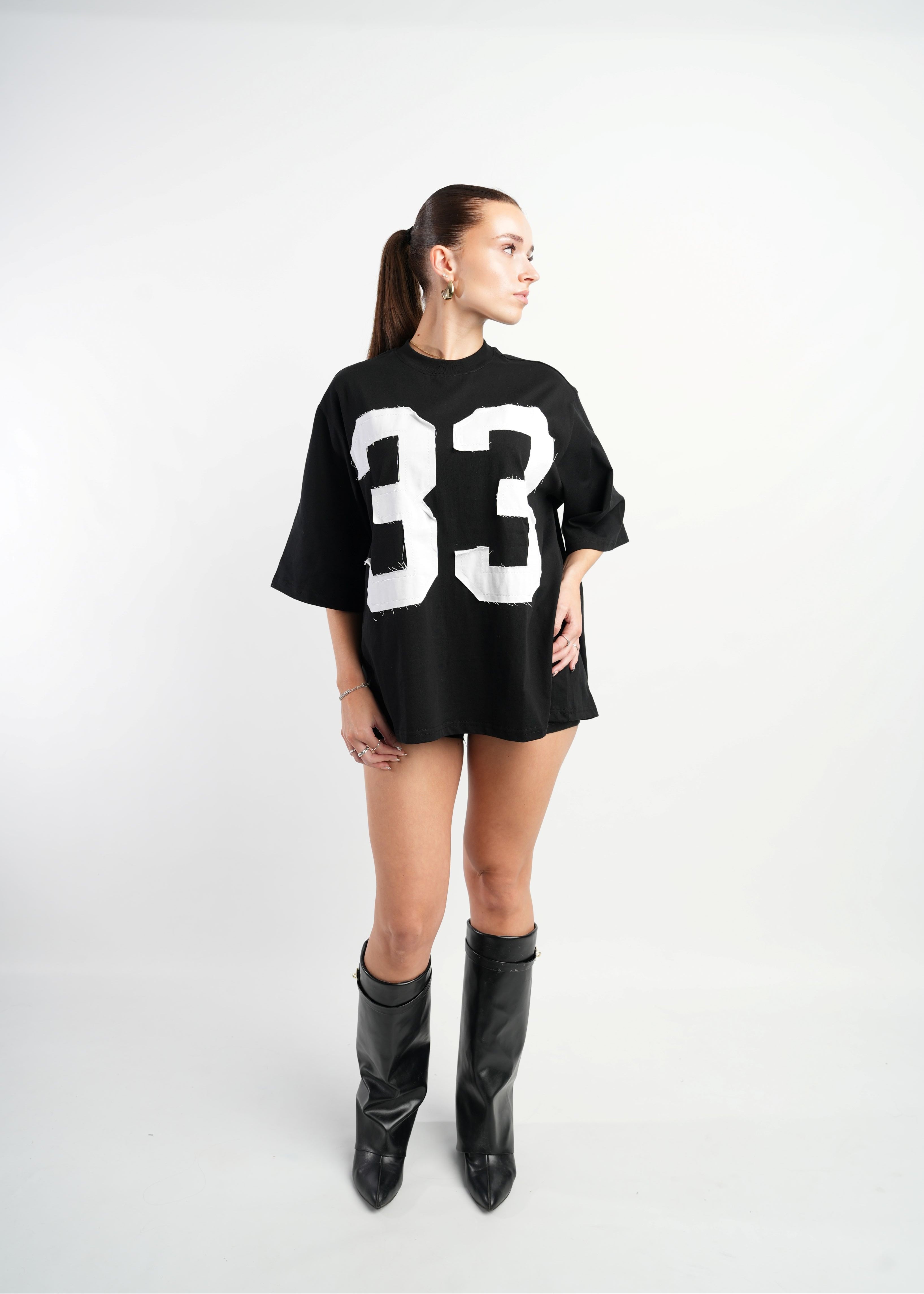 PRE-ORDER 33 OVERSIZED T-SHIRT BLACK