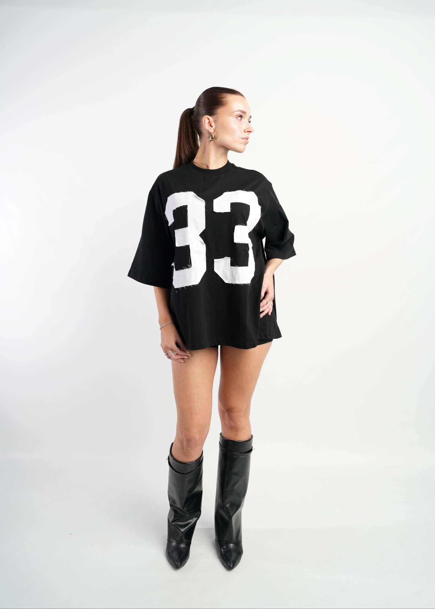 PRE-ORDER 33 OVERSIZED T-SHIRT BLACK