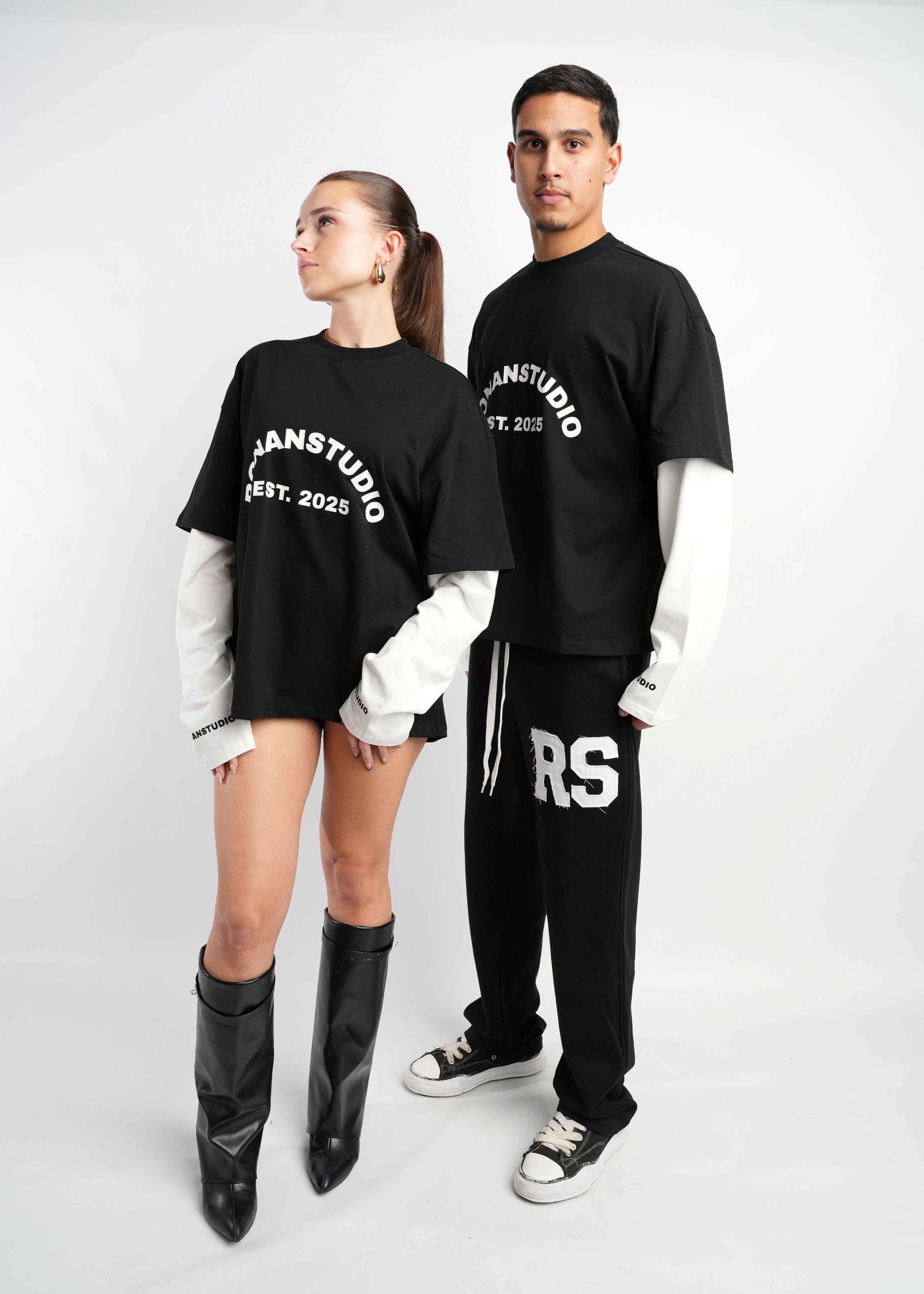 PRE-ORDER DOUBLE SLEEVE BLACK & WHITE