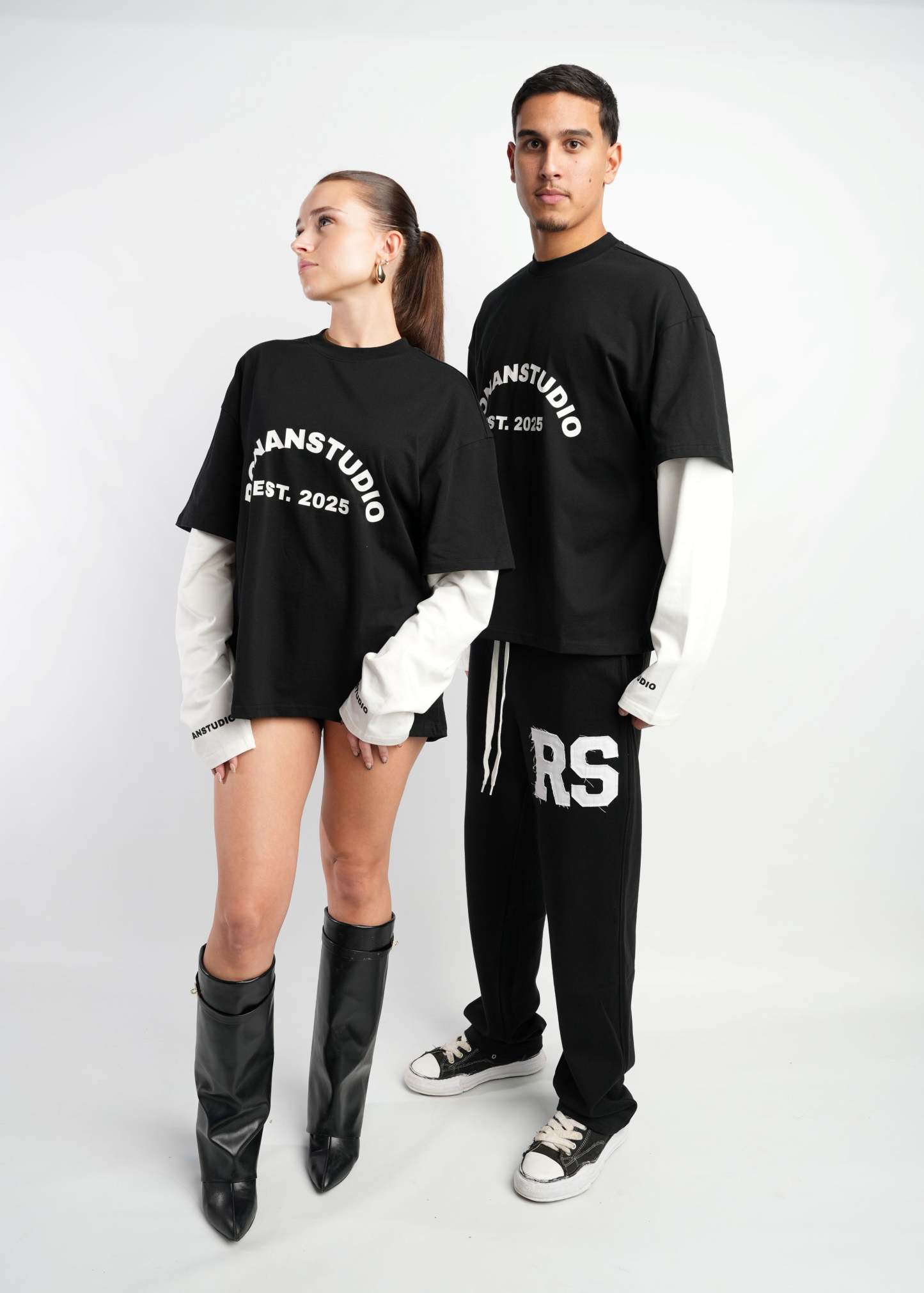 PRE-ORDER DOUBLE SLEEVE BLACK & WHITE