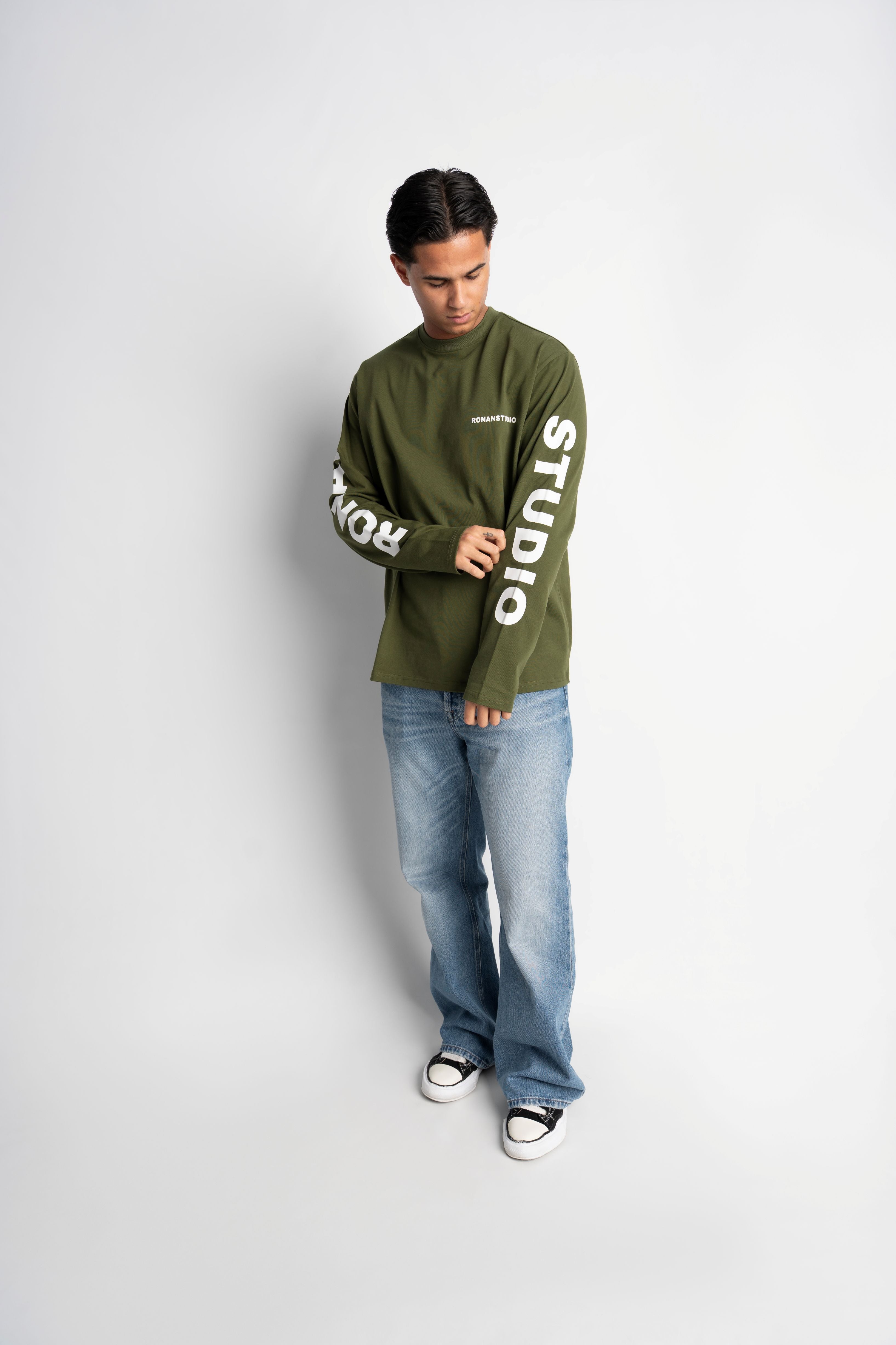 PRE-ORDER STUDIO OLIVE GREEN OVERSIZED LONGSLEEVE
