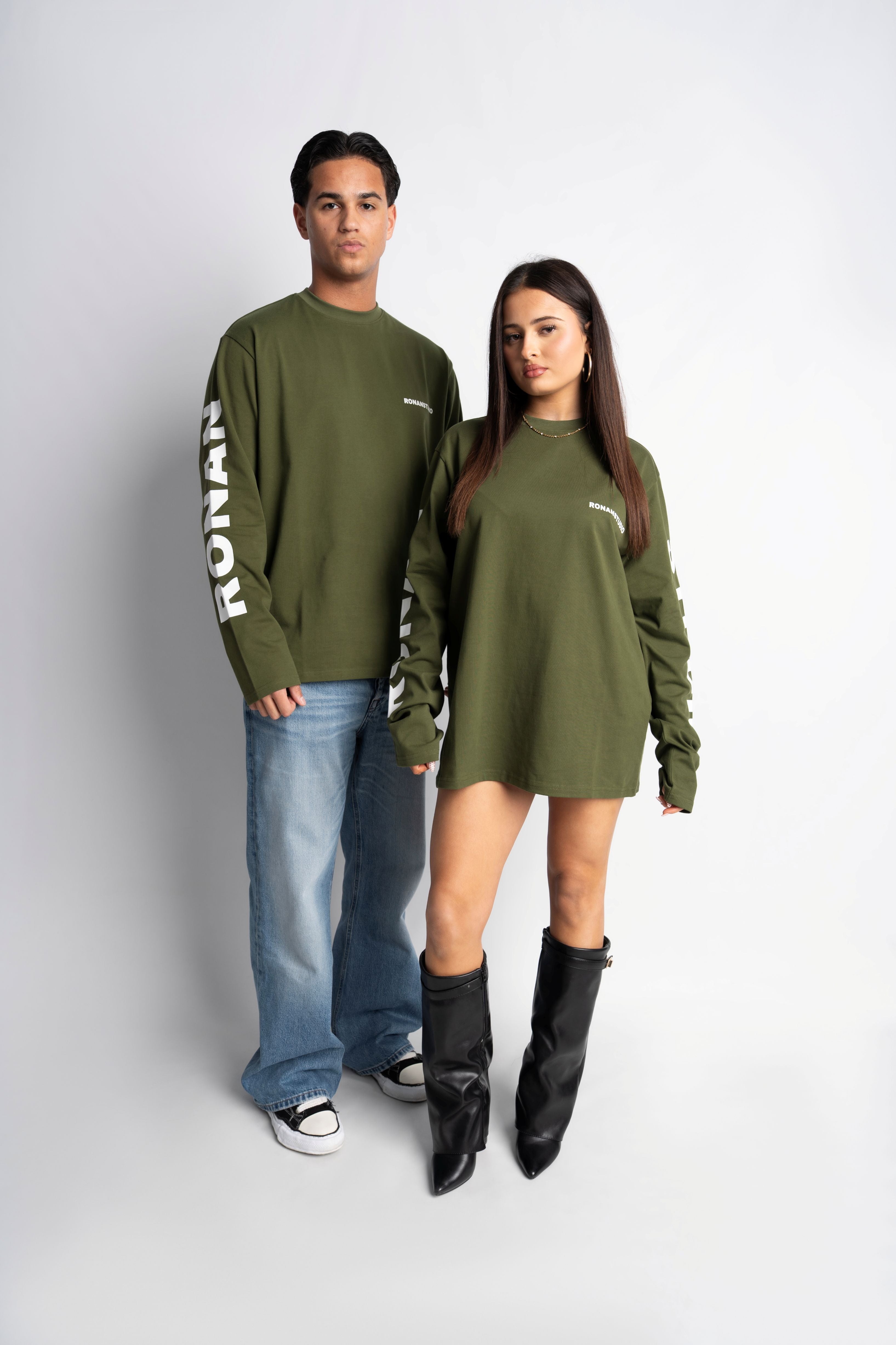 PRE-ORDER STUDIO OLIVE GREEN OVERSIZED LONGSLEEVE
