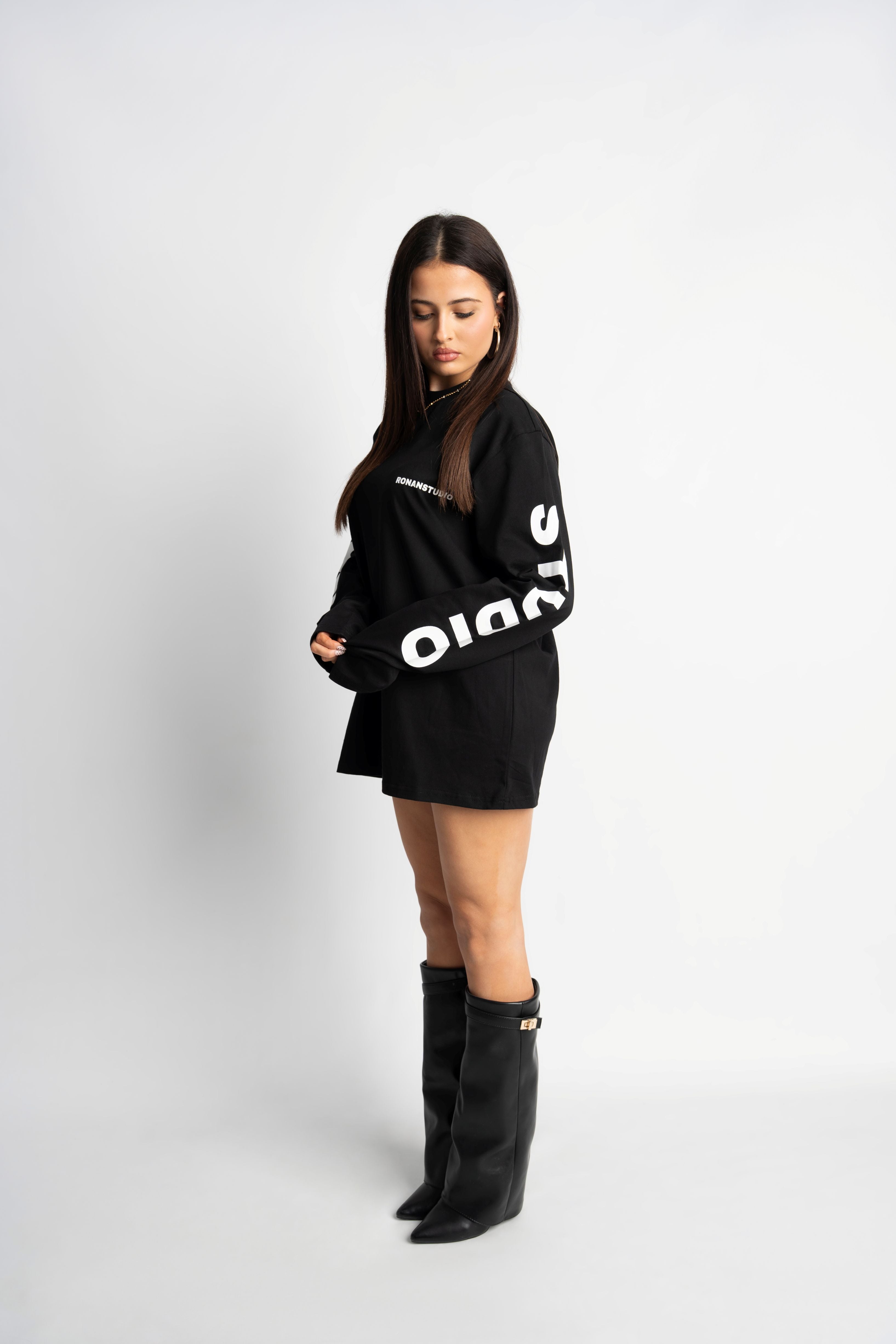 PRE-ORDER STUDIO BLACK OVERSIZED LONGSLEEVE