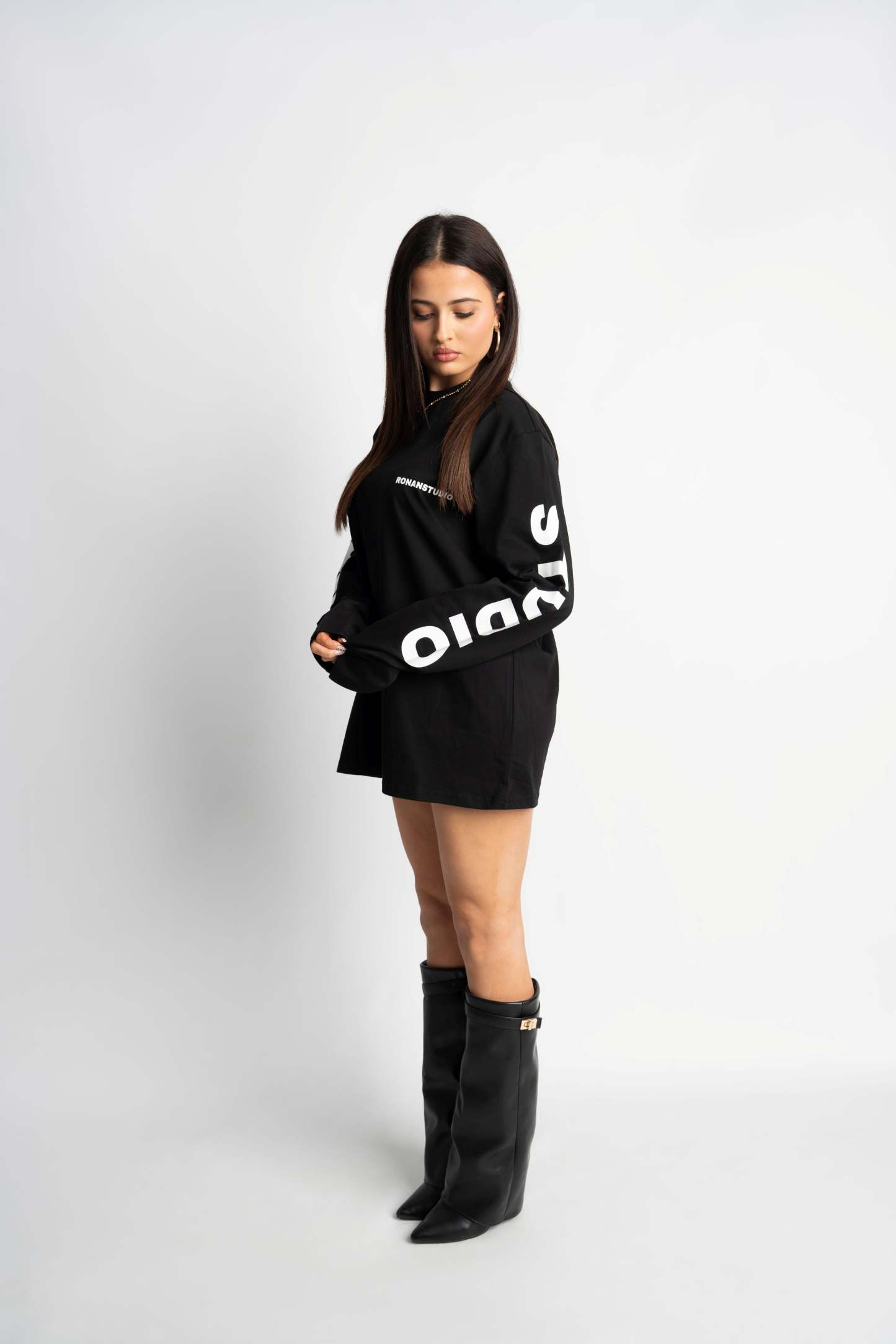 PRE-ORDER STUDIO BLACK OVERSIZED LONGSLEEVE
