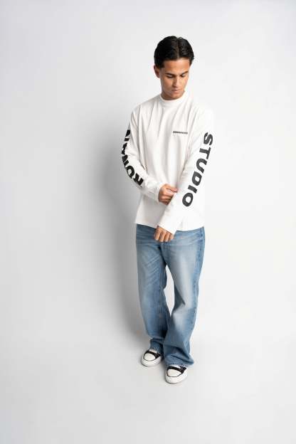 PRE-ORDER STUDIO WHITE OVERSIZED LONGSLEEVE
