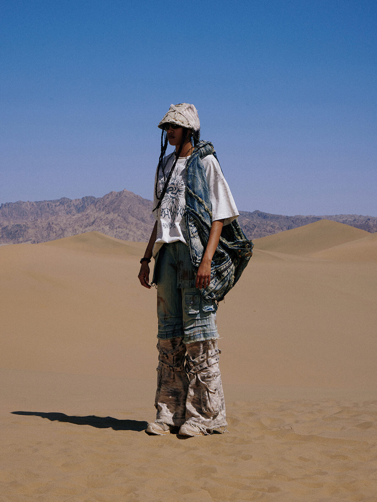 Personsoul Detachable Paneled Camo Baggy Jeans