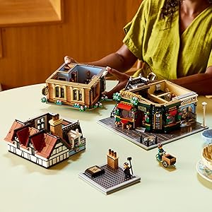 LEGO Modular Buildings