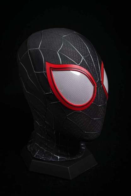Black&Red Graffiti Style Mask