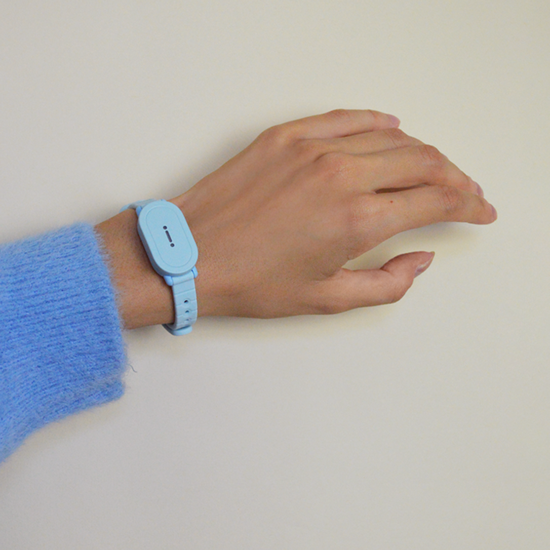 Bond Touch 4 • Long-Distance Bracelet