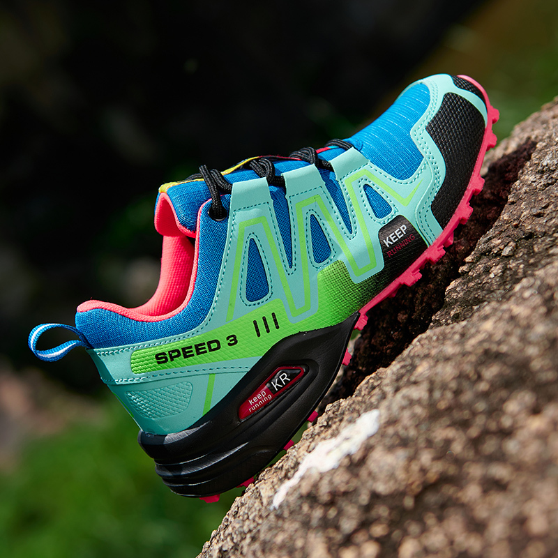 Scarpe ortopediche dal design ergonomico per dolori alla schiena, alle articolazioni e ai piedi: adatte a tutte le donne