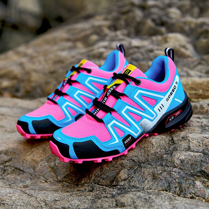 Scarpe ortopediche dal design ergonomico per dolori alla schiena, alle articolazioni e ai piedi: adatte a tutte le donne