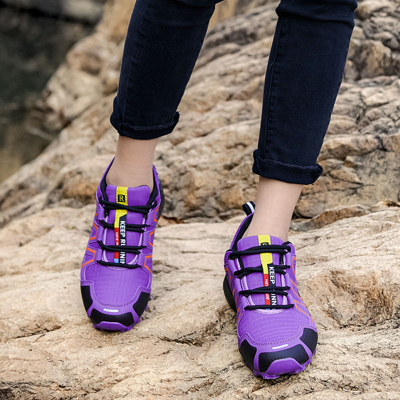 Scarpe ortopediche dal design ergonomico per dolori alla schiena, alle articolazioni e ai piedi: adatte a tutte le donne