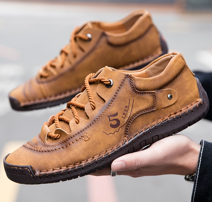 Scarpe ortopediche mediche Linokyr®: progettate ergonomicamente per alleviare il dolore alla schiena, ai piedi e alle articolazioni.