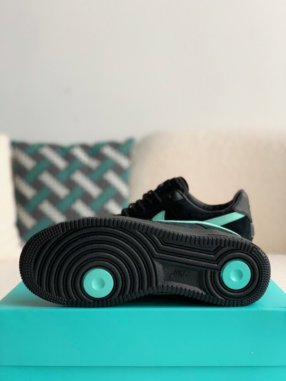  Air Force 1 Low x Tiffany & Co 1837  