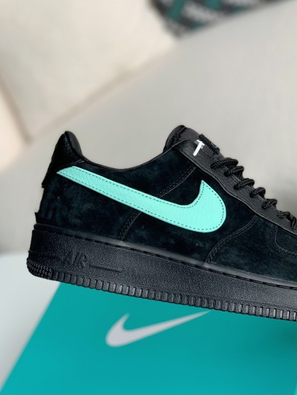  Air Force 1 Low x Tiffany & Co 1837  