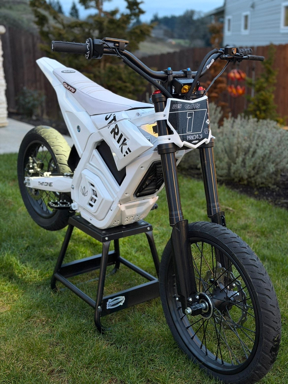 strike shadow 60v/72v and yozma in10 pro supermotos