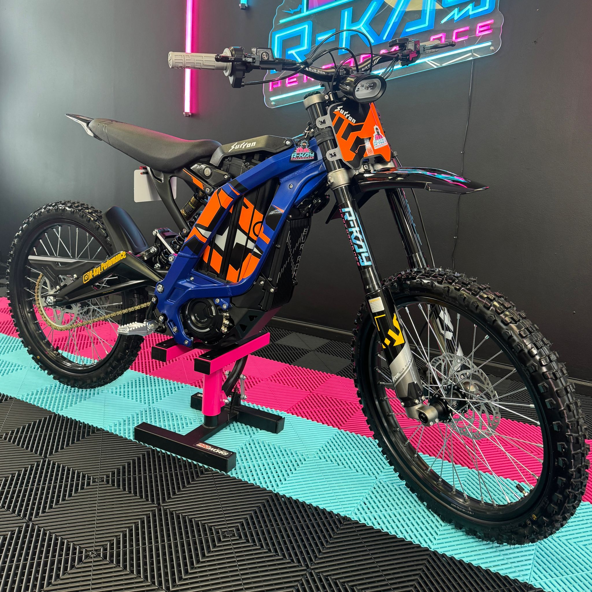 Sur-Ron Light Bee X 60v 40Ah In Blue And Orange