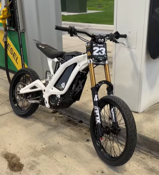 55MPH professional off-road e-bike with 60000 mAh capacity battery