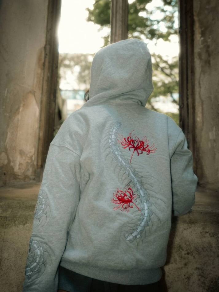 1000-7 zip up hoodie