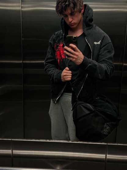 1000-7 Zip Up Hoodie