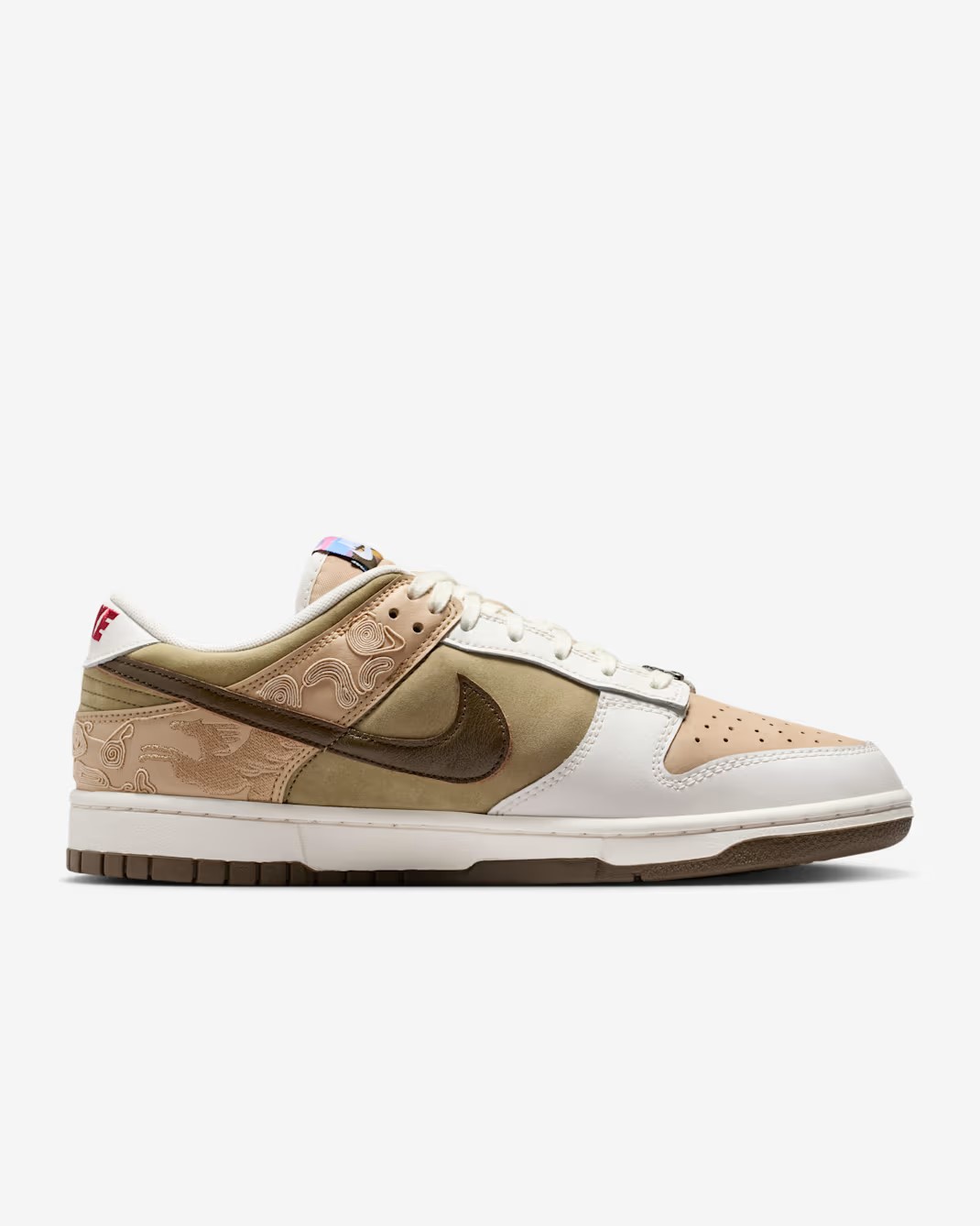 Dunk Low SE "LNY"