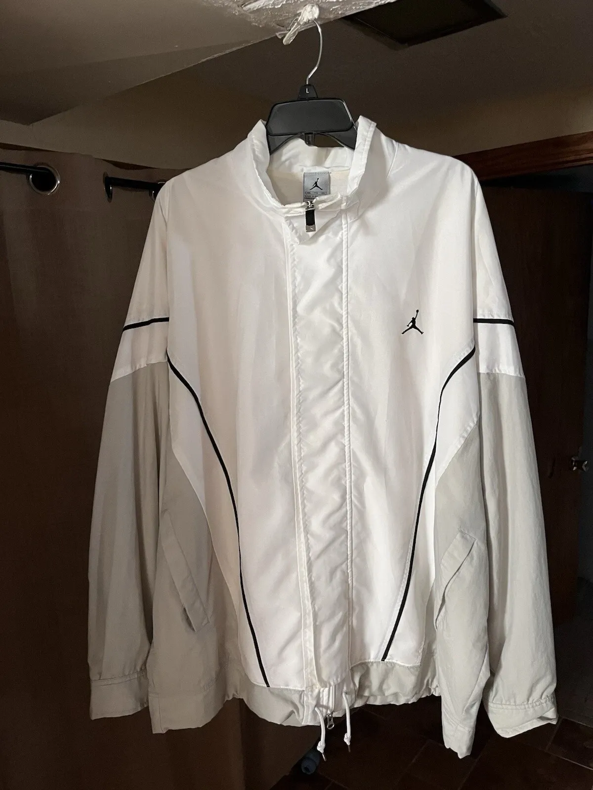 vintage air jordan jacket White Grey Size XXL