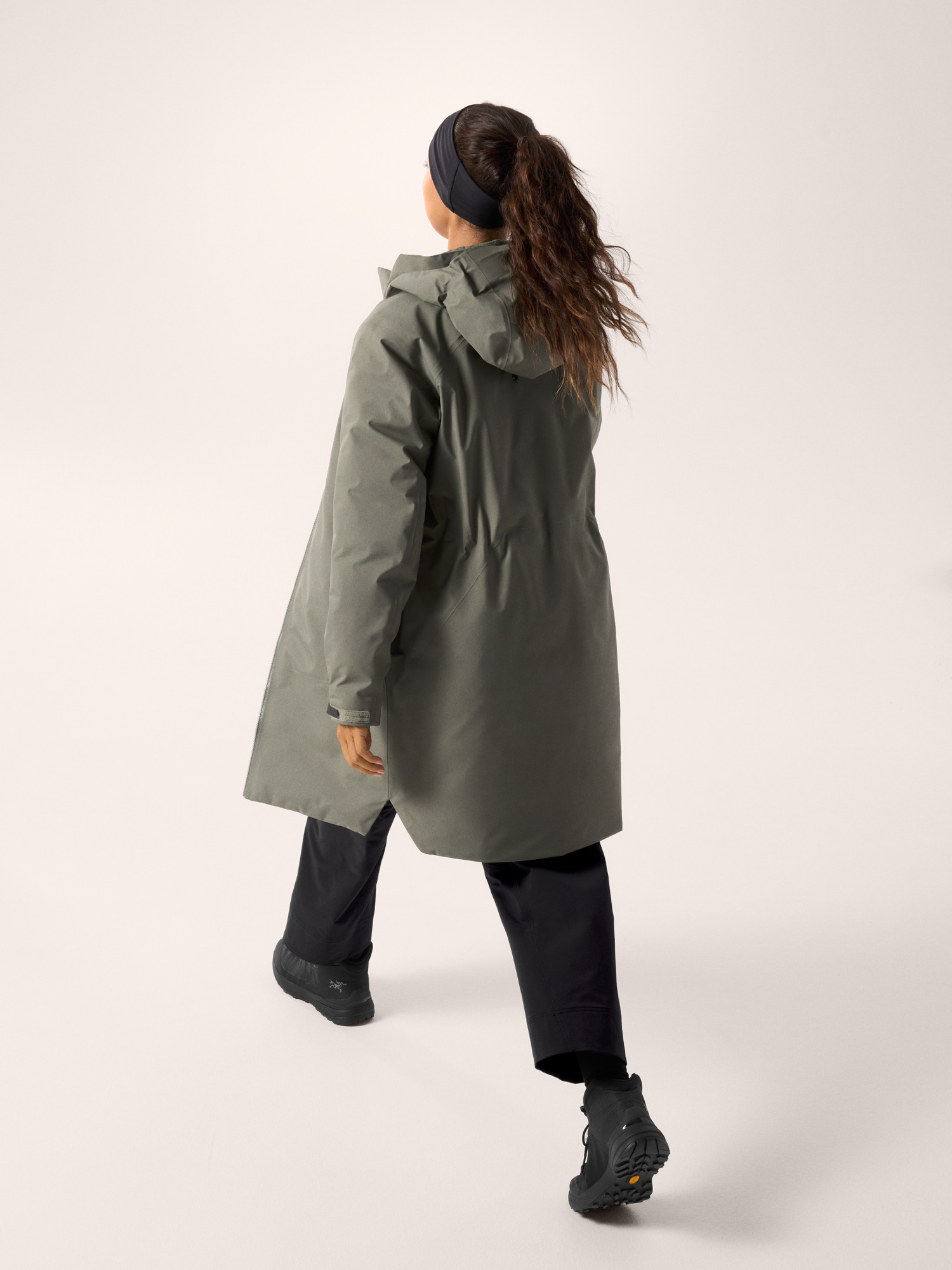 Beta Down Parka Women's