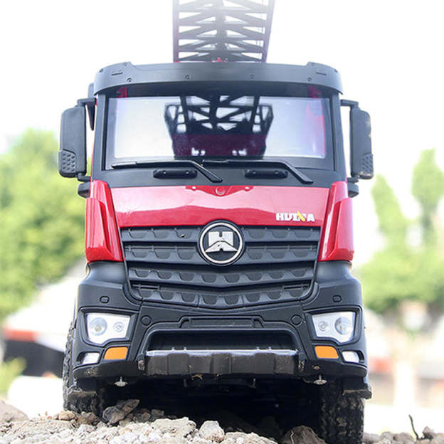  Toy 1/14 561 Sprayable Scaling Ladder Fire Truck 1561 RC Tractor 2.4G Remote Control Model Car