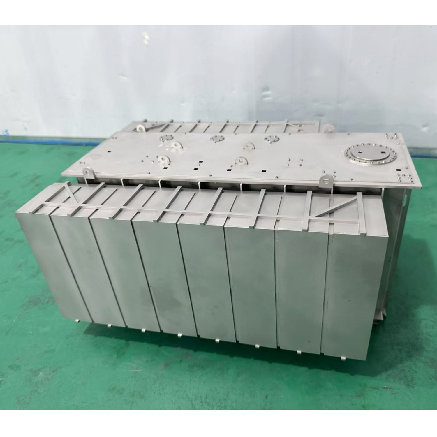 Metal Transformer Box for 1/14 RC Hydraulic Truck Tractor Lorry Trailer Decoration Part