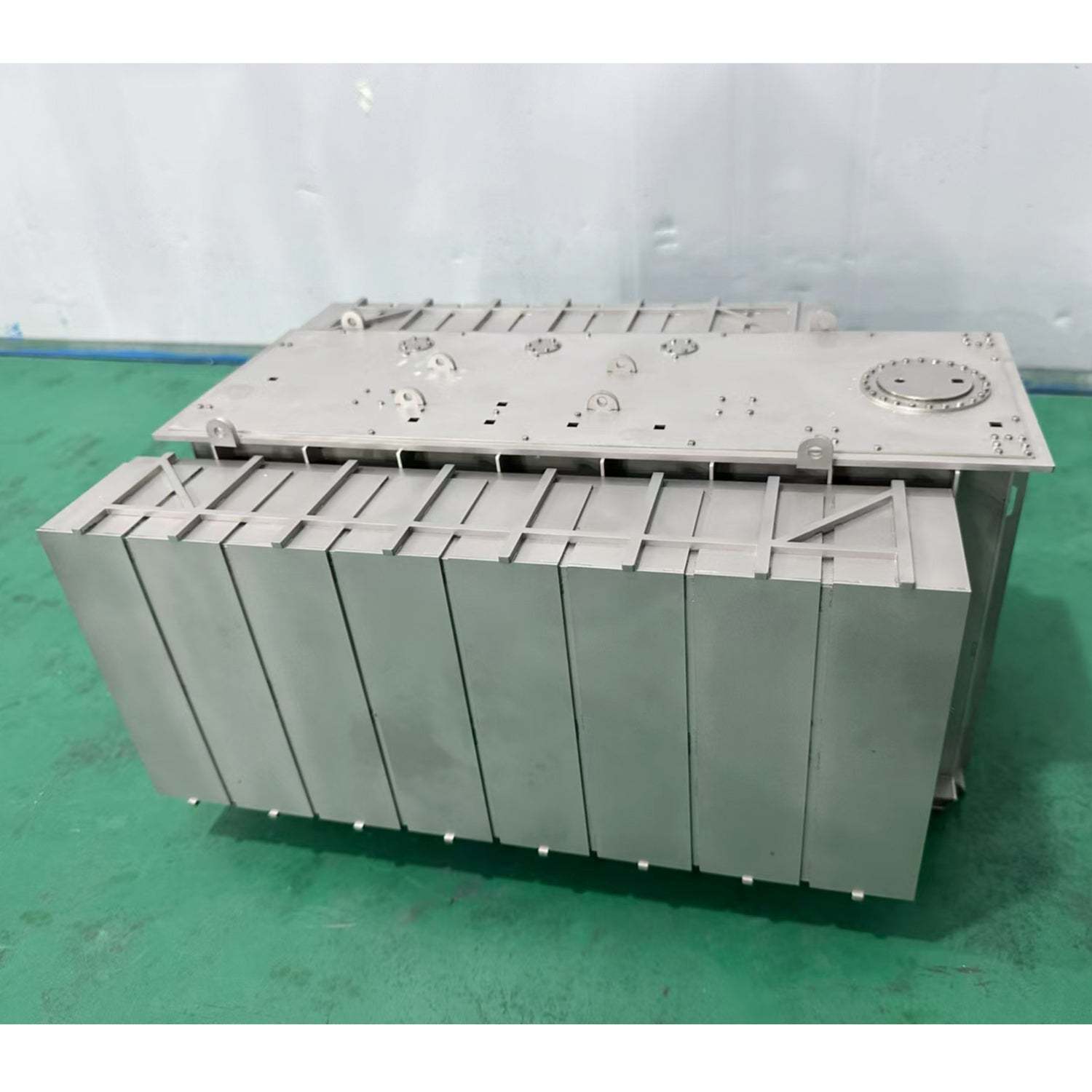 Metal Transformer Box for 1/14 RC Hydraulic Truck Tractor Lorry Trailer Decoration Part