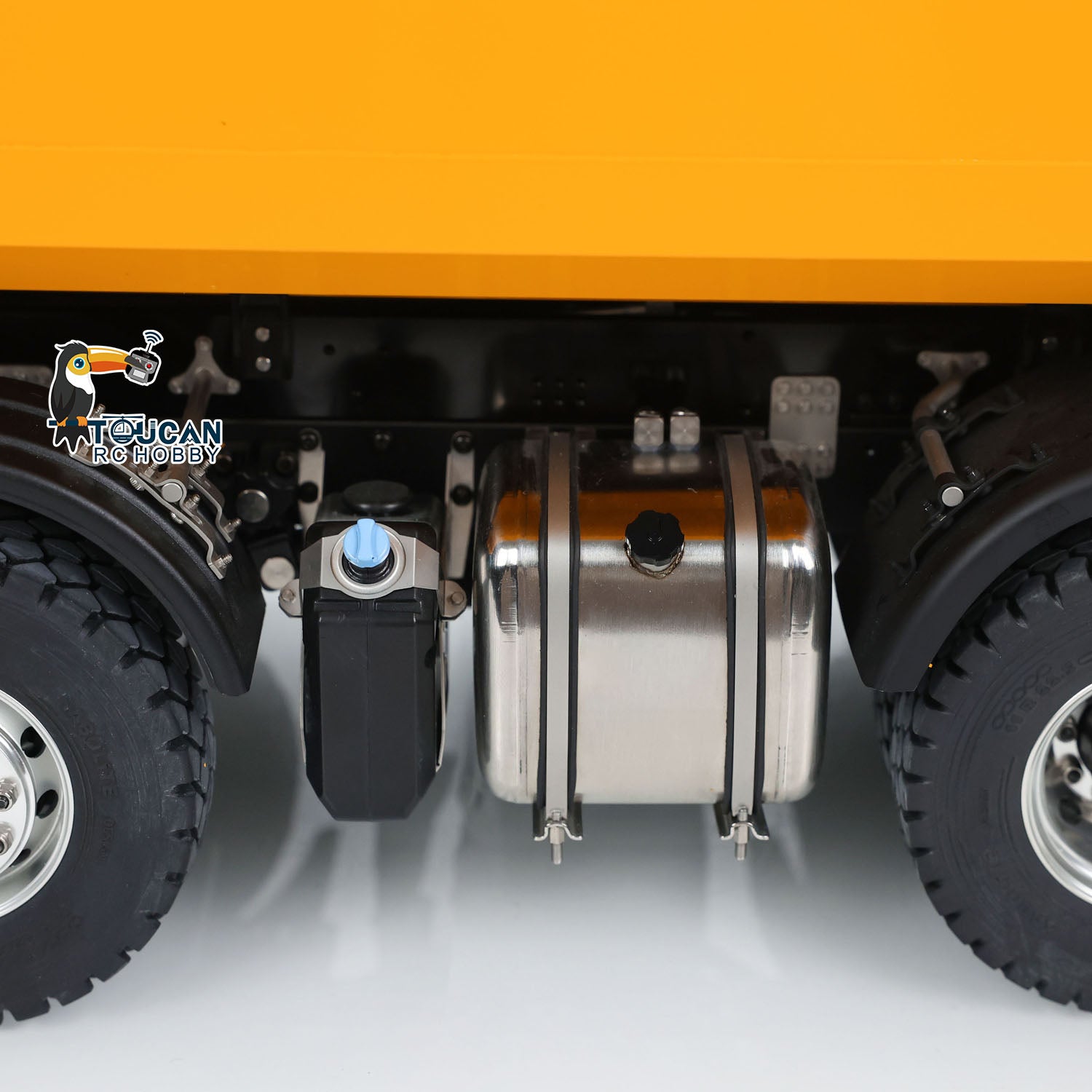 1/14 8X8 RC Hydraulic Dumper Truck K3365 Metal Ready To Run Tipper Remote Control Cars Models DIY Toy ST8 Transmitter