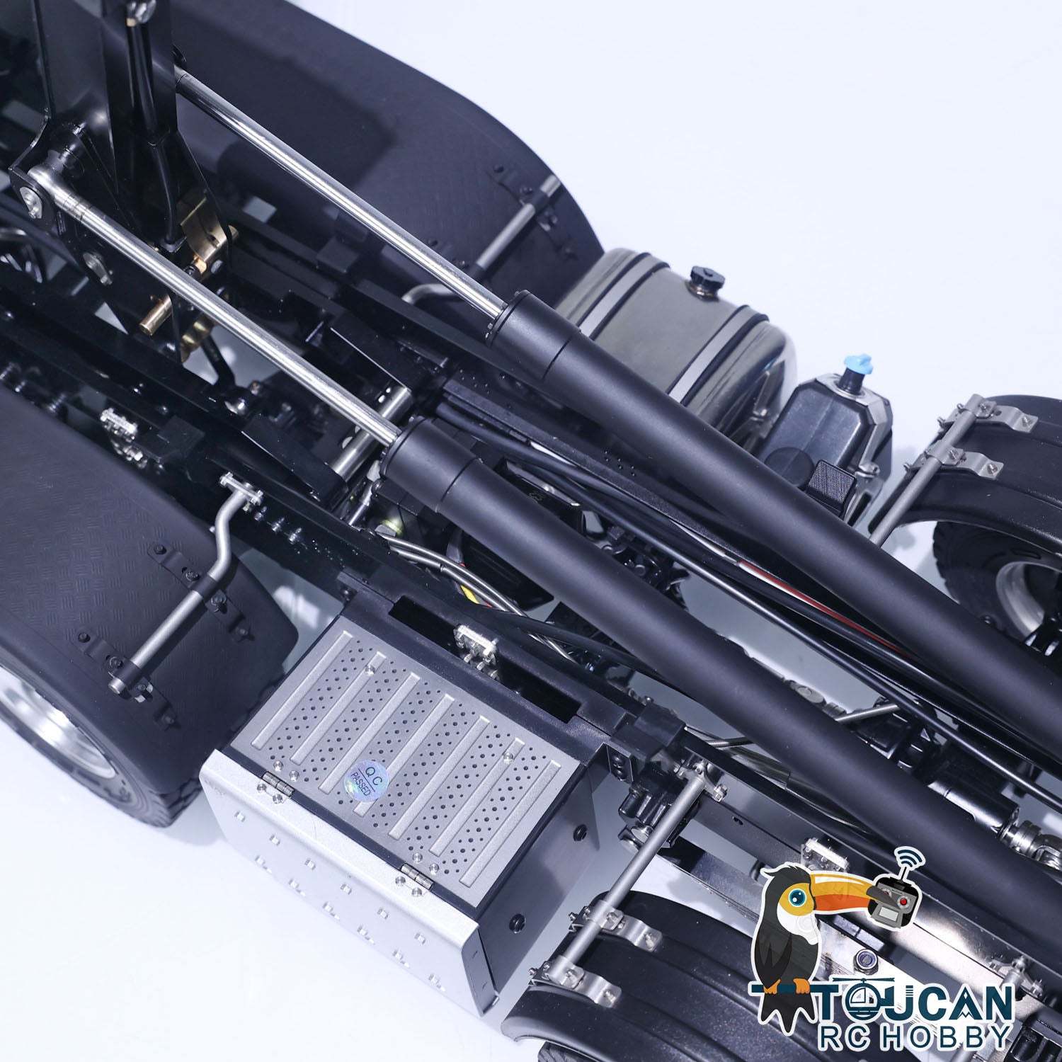 1/14 8X8 RC Hydraulic Dumper Truck K3365 Metal Ready To Run Tipper Remote Control Cars Models DIY Toy ST8 Transmitter