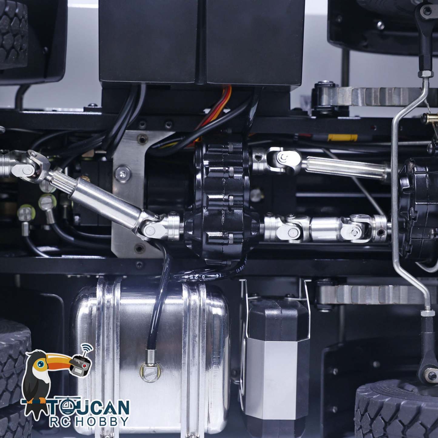 1/14 8X8 RC Hydraulic Dumper Truck K3365 Metal Ready To Run Tipper Remote Control Cars Models DIY Toy ST8 Transmitter